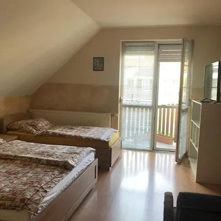 Apartment Imre *