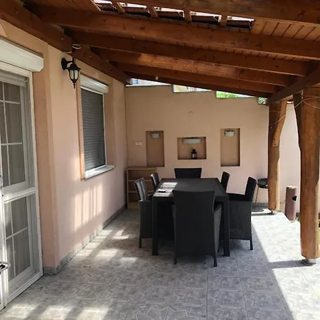 Imre דירה Hajdúszoboszló